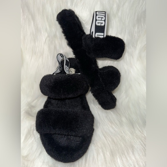 UGG Black Fluffy Sandals - Picture 7 of 7